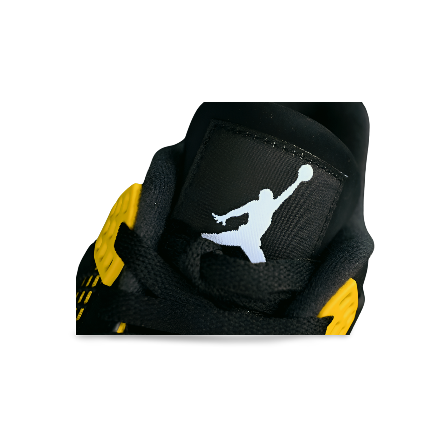 Air Jordan 4 Retro Thunder