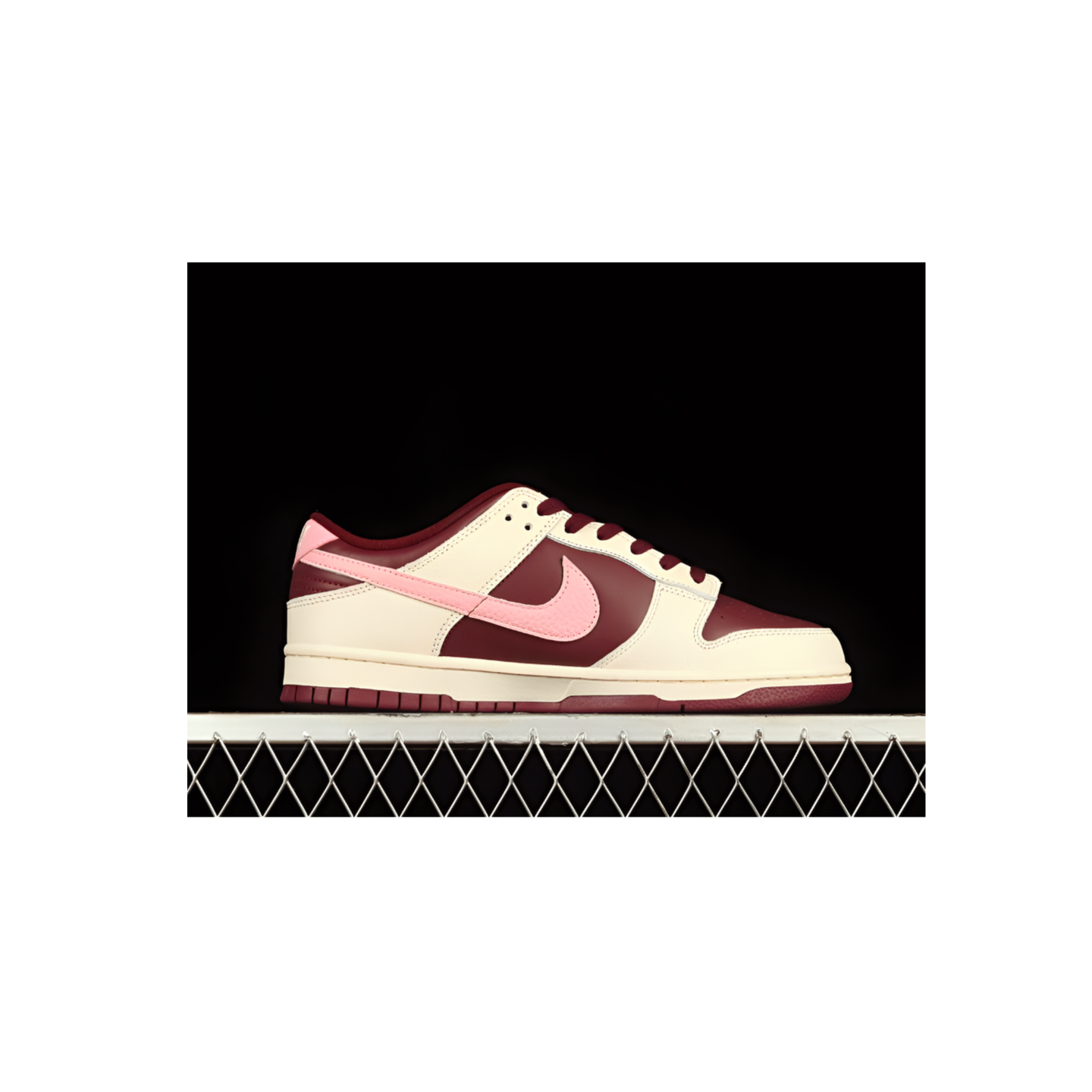 Dunk Low Valentine's Day