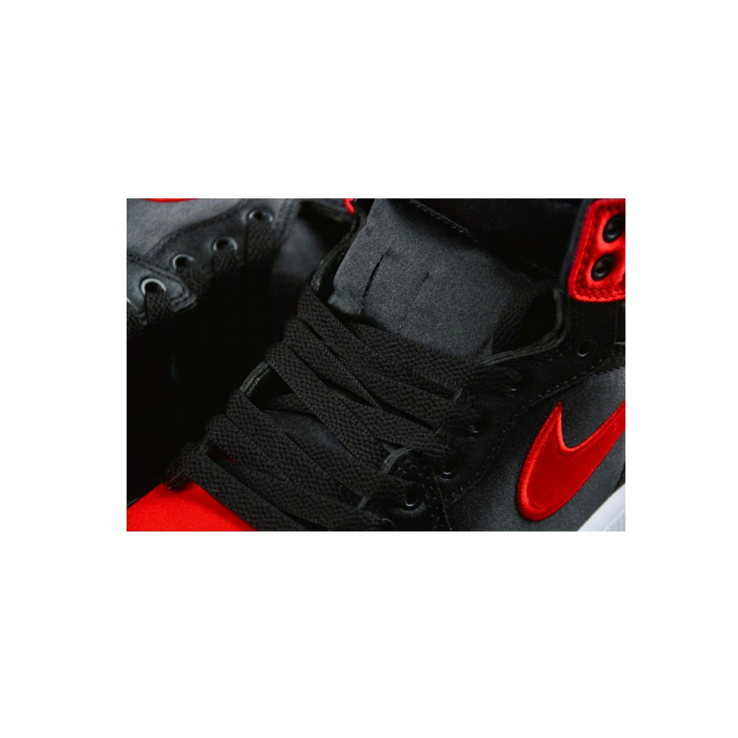 Air Jordan 1 High Satin Bred